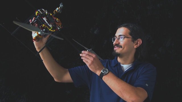 Underwater Dreams (2014) fragmanı