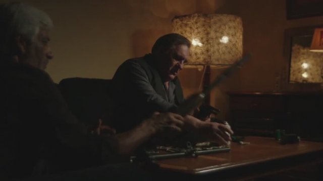 Viktor (2014) fragmanı