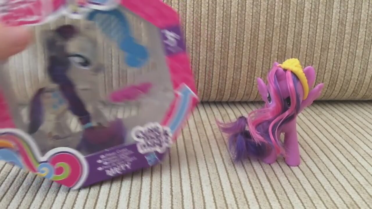 MLP-Toy Review Water cuties Rarity